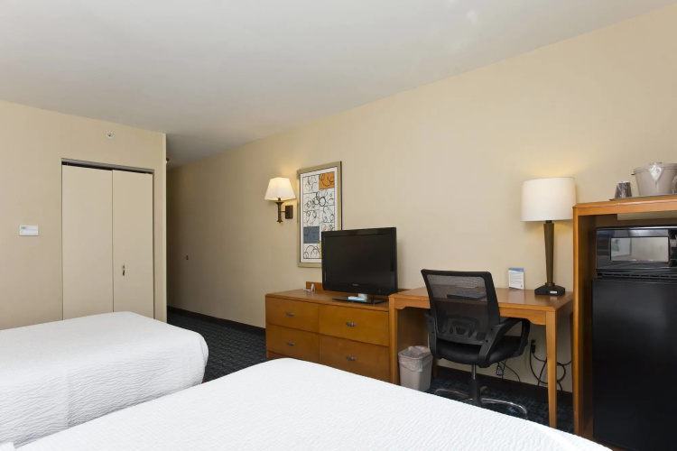 Fairfield Inn & Suites by Marriott Winchester