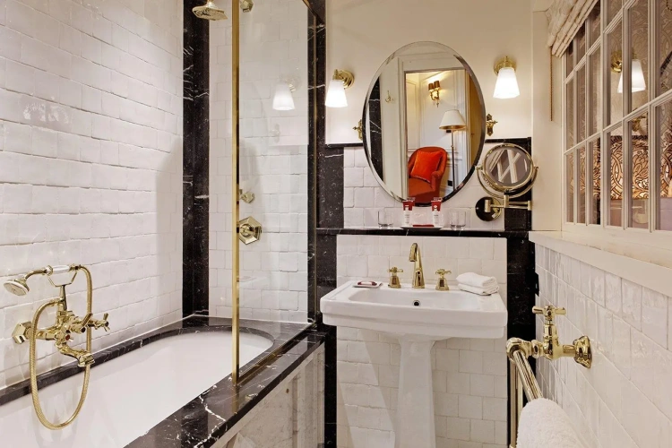 Deluxe Junior Suite