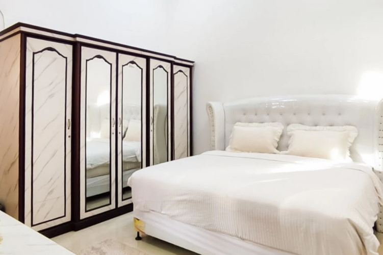 Reddoorz Syariah @ Chilla Guest House Padang - Padang