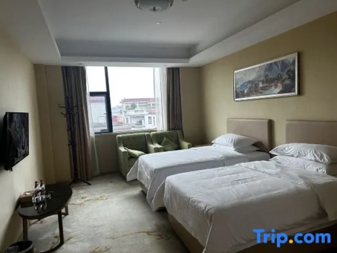 Deluxe Double Suite