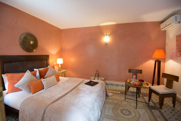Riad l'heure D'été