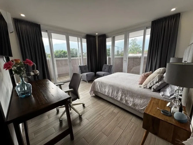 Standard Penthouse room with mountain view