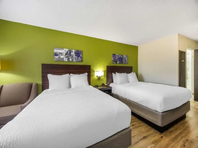 Quadruple room