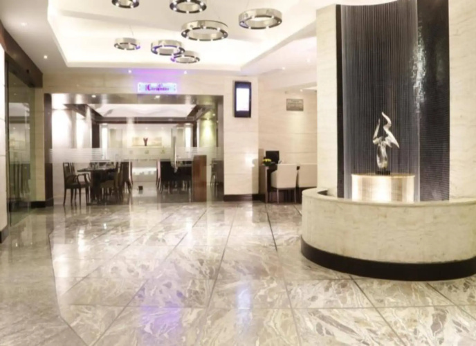 Lords Plaza, Surat