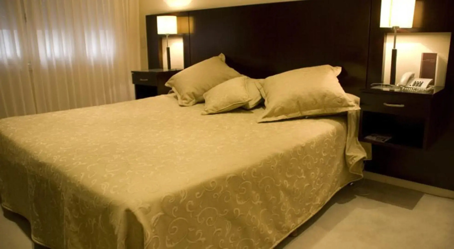 Hotel Iruña