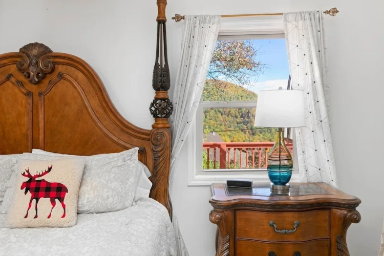 3 Bedrooms Cottage