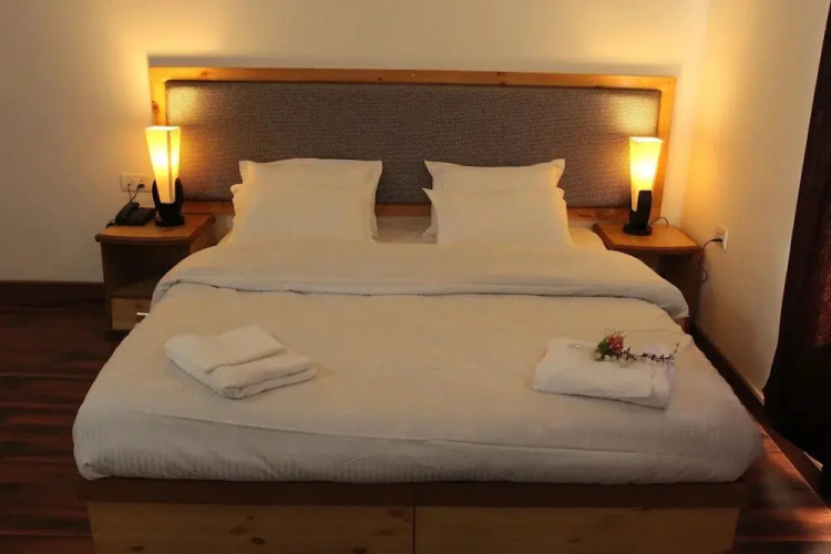 Hotel Leh Residency
