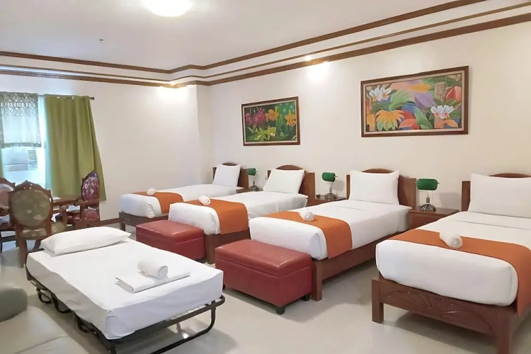 Standard Quadruple room