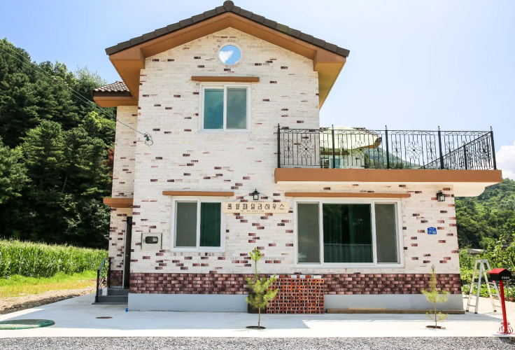 Poolip Family House(2020.07 OPEN)