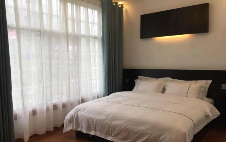 No.8 Gingko Inn