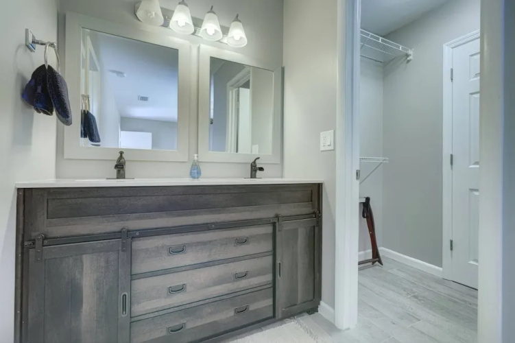 Bay Oaks C Second Floor
