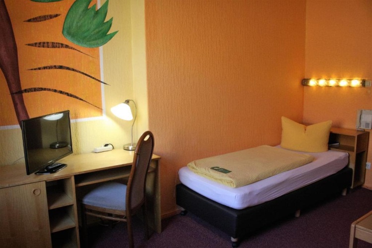 Standard Single room