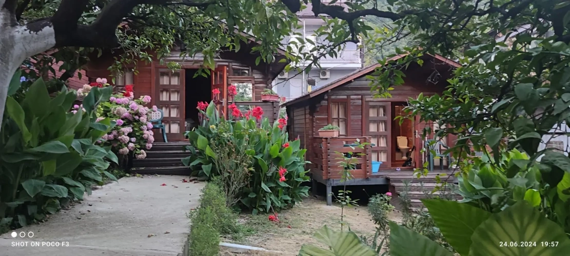 Standard Cottage