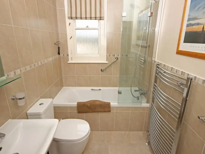 5 Glenthorne House