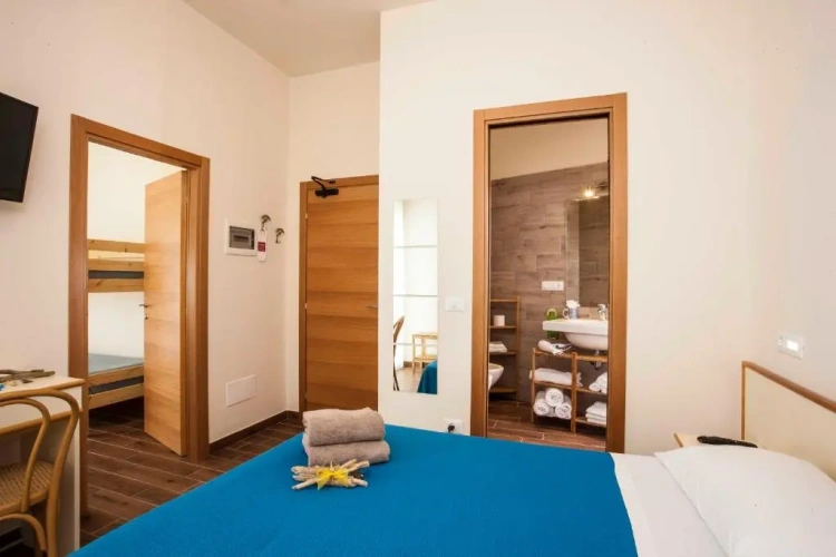 Standard Quadruple room