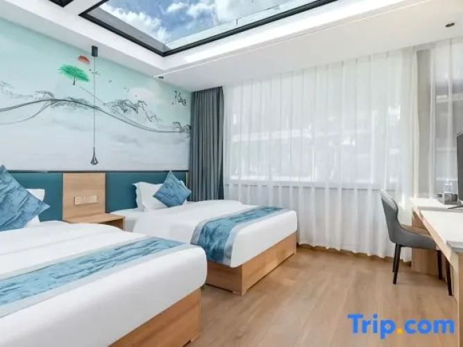 Triple Family Suite
