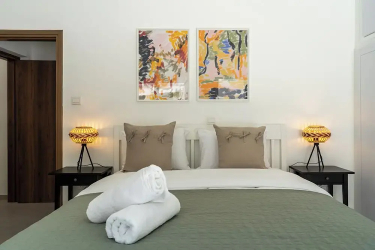 Arty Haven Spacious 3BR House in Larnaca