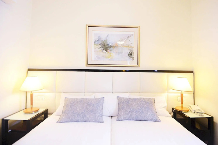 Abratel Suites Hotel