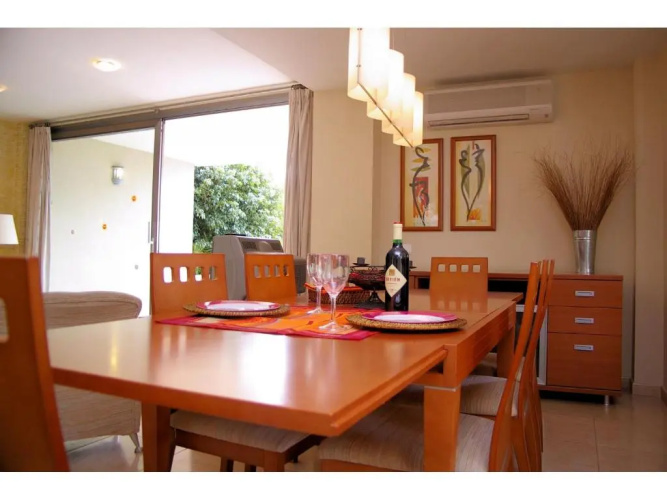 3378 Villa Portichol