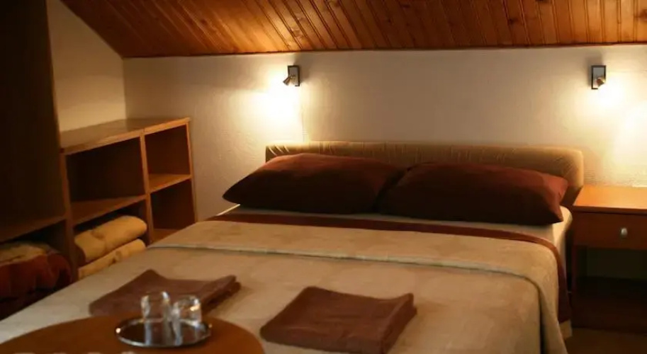 Bed & Breakfast Dada House