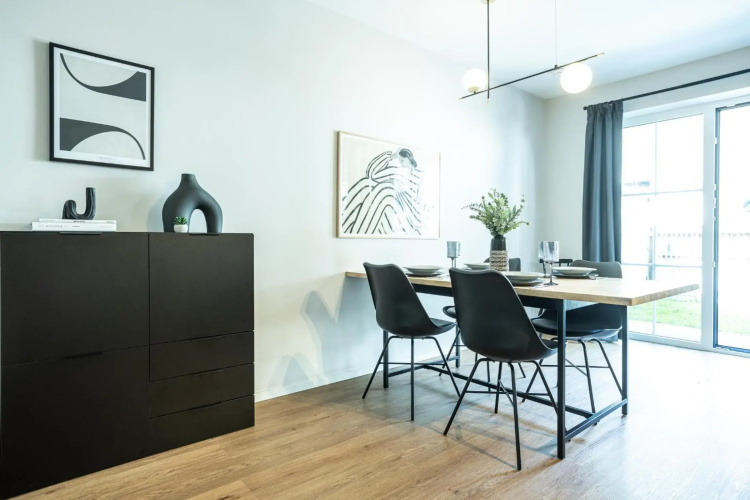 Oskar Apartments