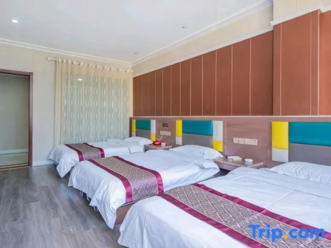 Deluxe Triple room
