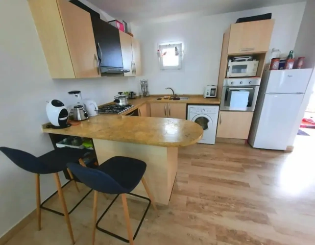2 Bedrooms Apartment with garden view