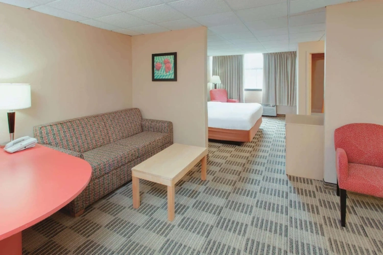 Deluxe Double Suite