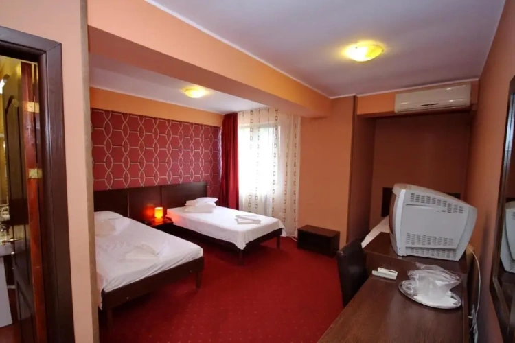 Standard Triple room with balcony and with view