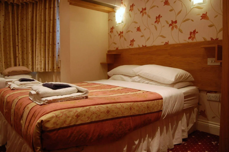 Anchor Hotel