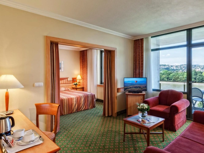Superior Suite with balcony and with view