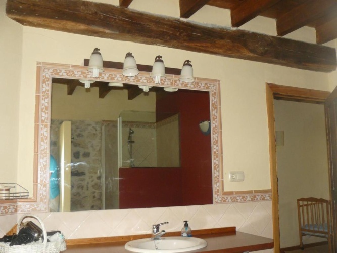 6 Bedrooms Cottage