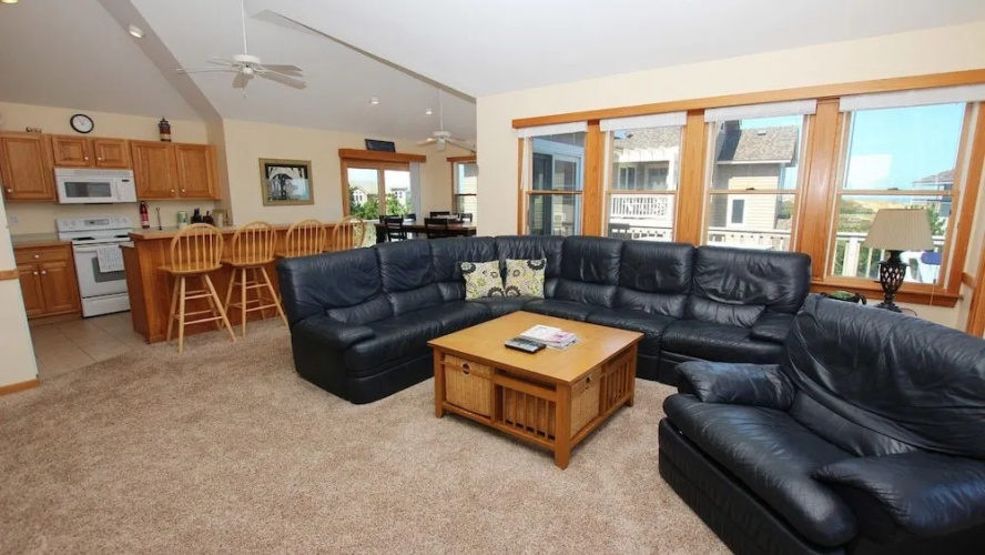 Castaway Sandcastle - 6 Br Home