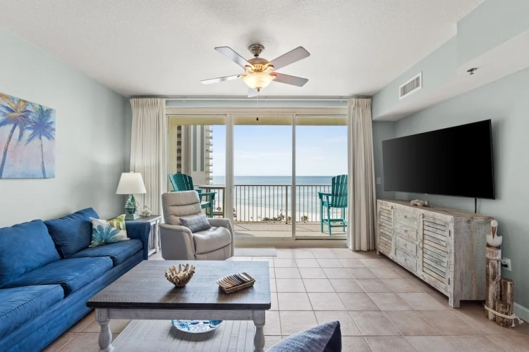 1 Bedroom Standard room with balcony and beachfront