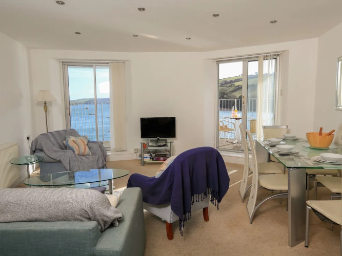 28 the Salcombe
