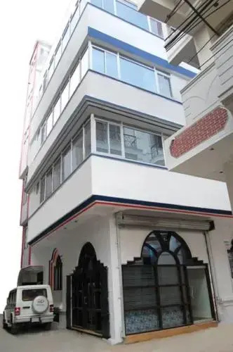Royal Guest House