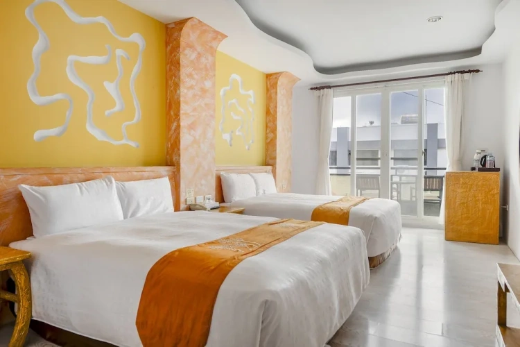 Superior Quadruple room