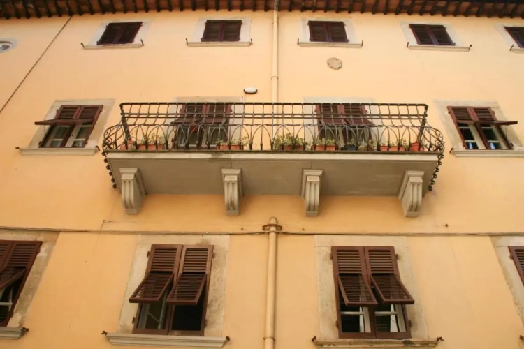 2 Bedrooms Apartment with view