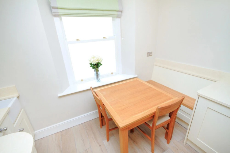 Camden Street Luxury Apartment