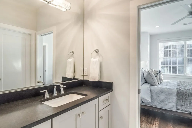 Luxury Home Blocks from Downtown by RedAwning