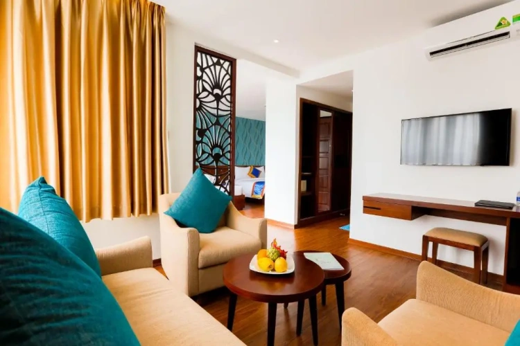 Deluxe Suite