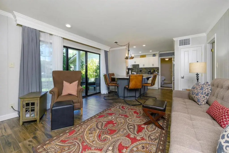 40% OFF Spectacular 1BD Suite inside Silverado