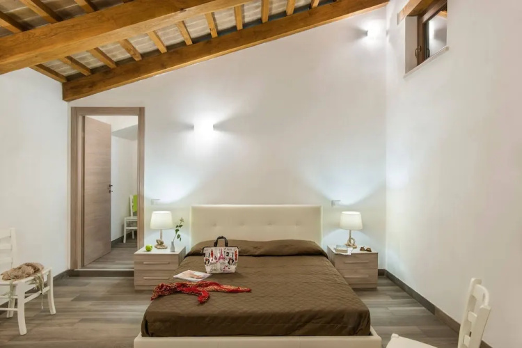 Acquanera 6 2 by Marche Holiday Villas