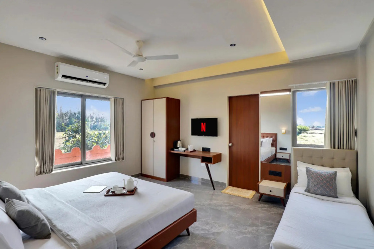 Goverdhan Greens Resort Dwarka