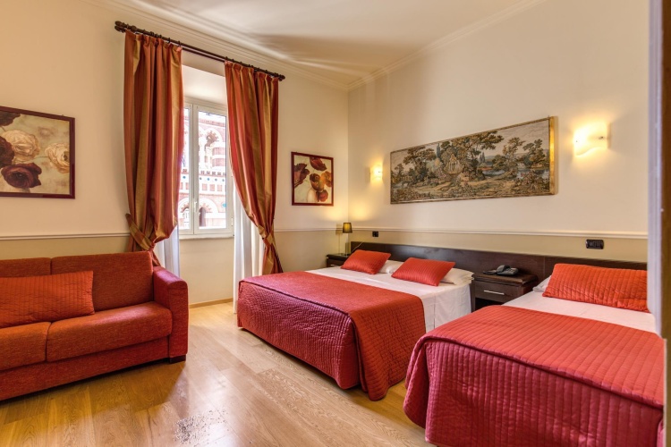 Standard Quadruple room