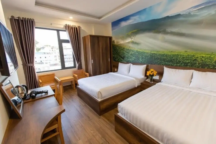 Standard Quadruple room with balcony