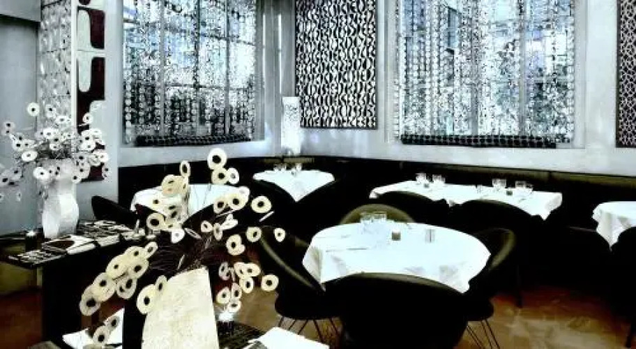 Hotel 3RoomsOver view