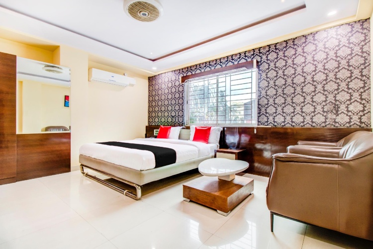 Quadruple Suite