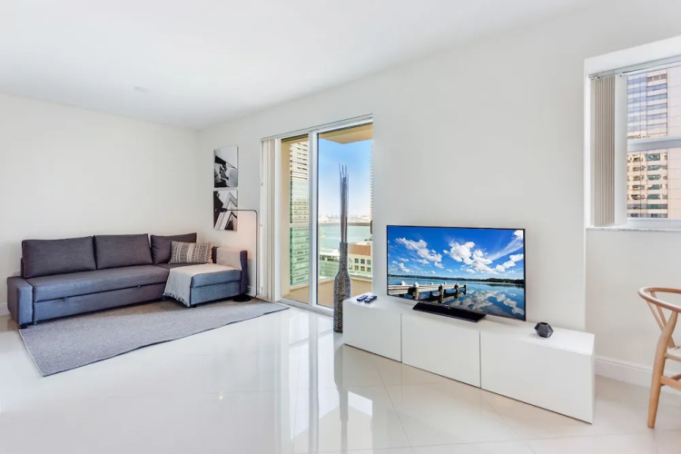 Lyx Suites at One Broadway