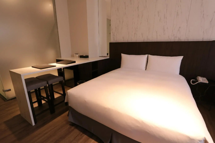 Hotel HSR Hesper - Taichung